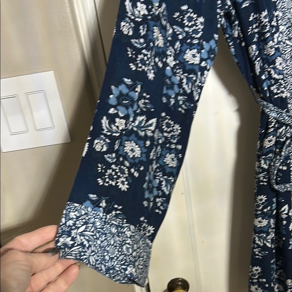 Rebellion Blue and White Floral Kimono - Picture 3 of 5